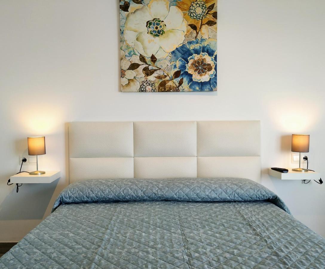 Torresol 402 Apartment เนร์คา ภายนอก รูปภาพ